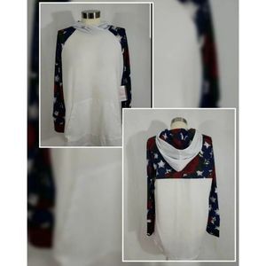 NWT Rose & Star Amber Hoodie